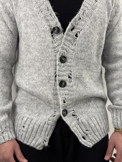 Cardigan in lana con rotture