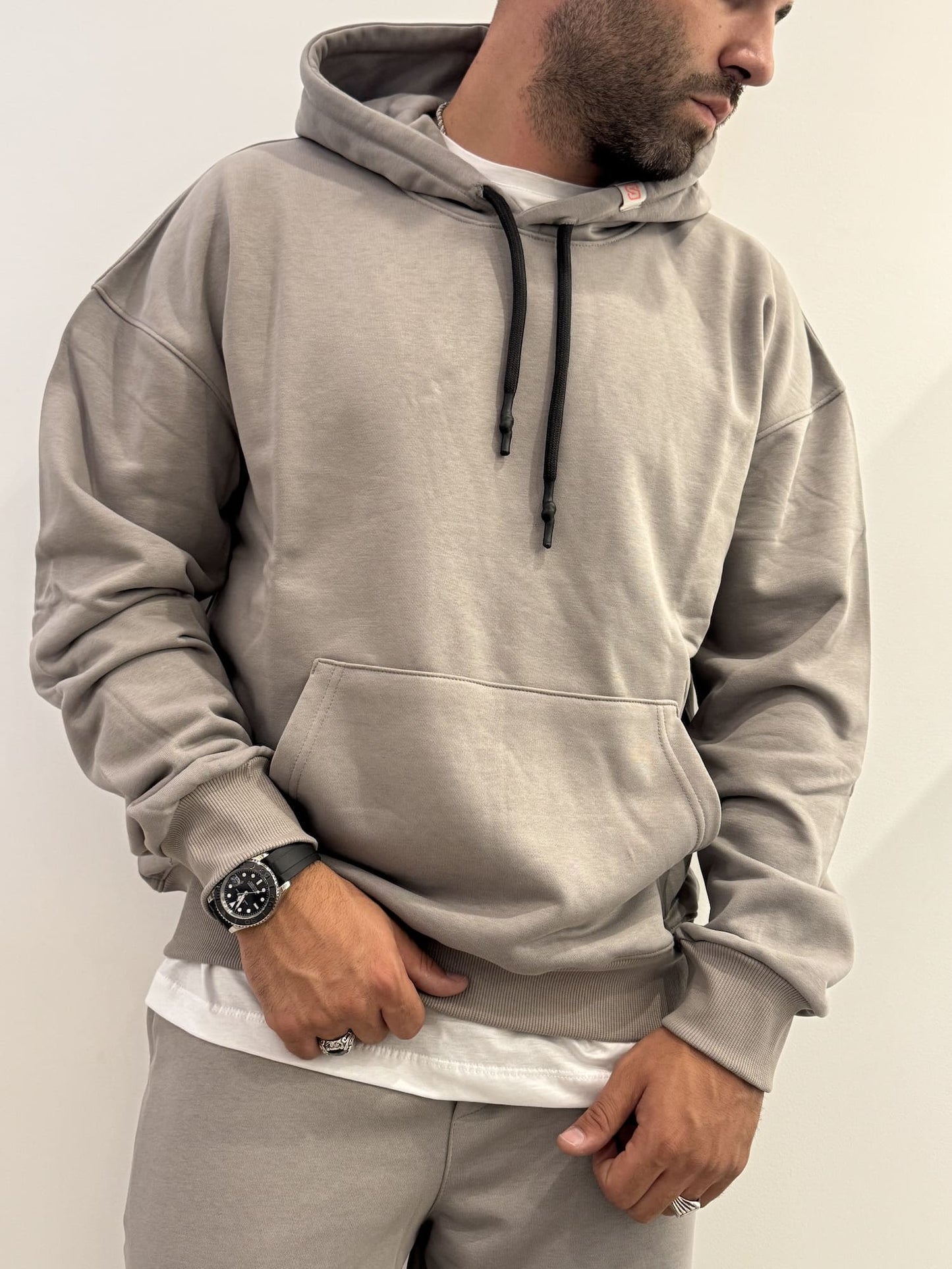 Felpa basic con cappuccio