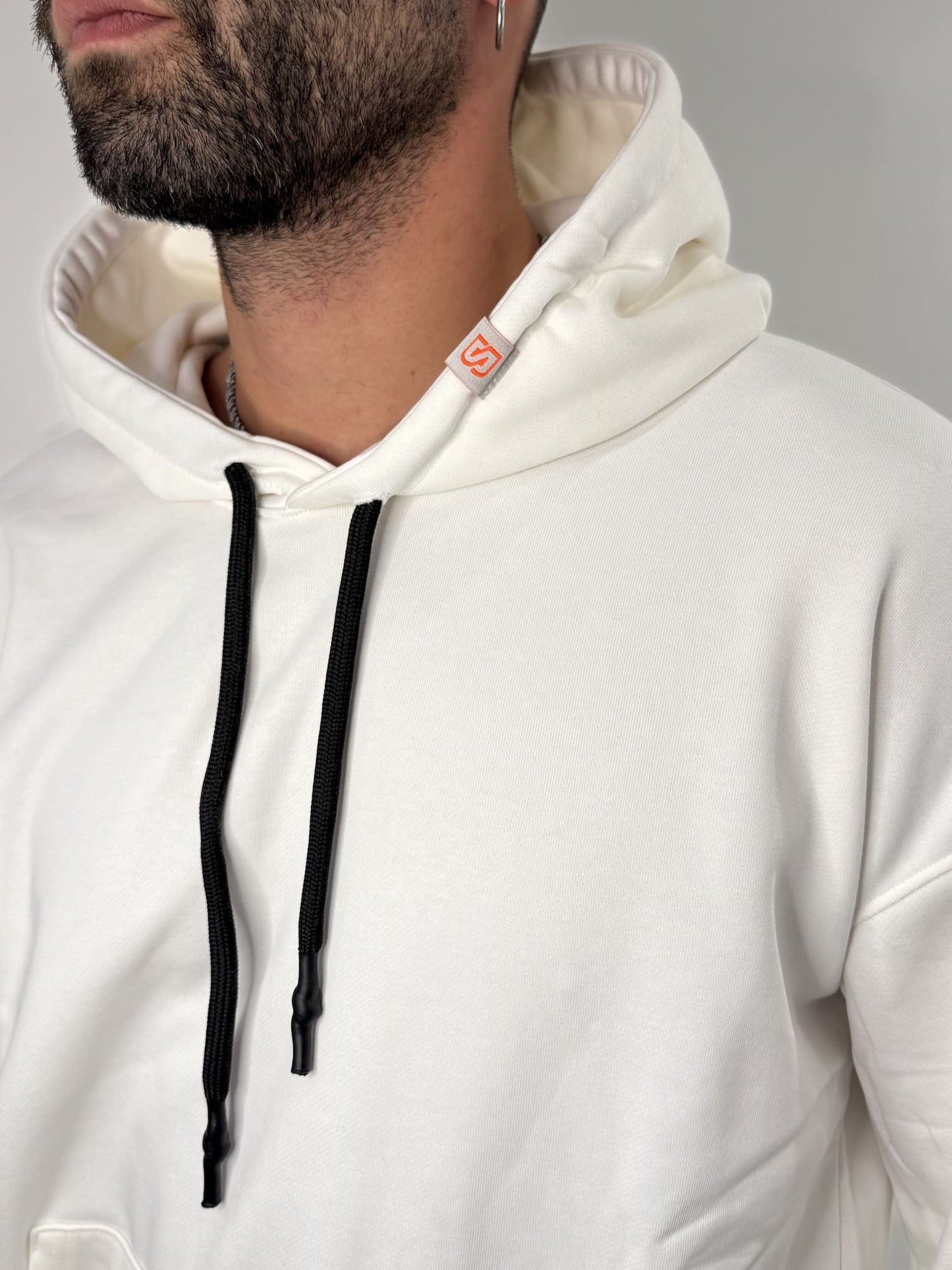 Felpa basic con cappuccio