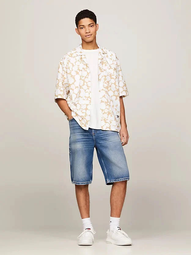 Camicia relaxed fit con colletto cubano e stampa floreale di Tommy Jeans.