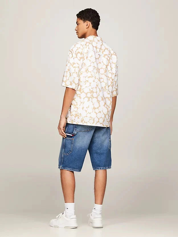 Camicia relaxed fit con colletto cubano e stampa floreale di Tommy Jeans.