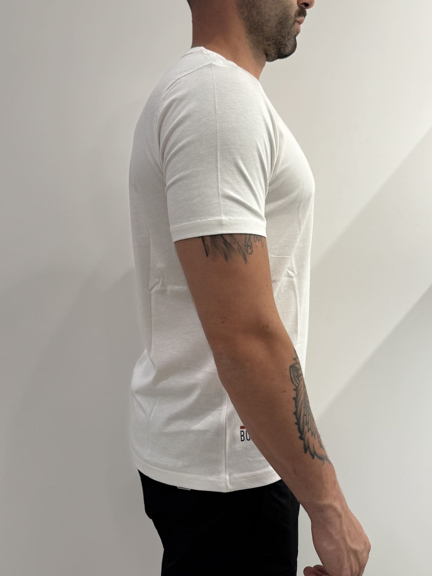 T-Shirt Bear con logo e grafica sul lato