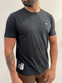 T-Shirt Bear con logo e grafica sul lato