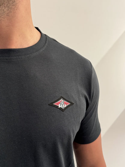 T-Shirt Bear con logo e grafica sul lato