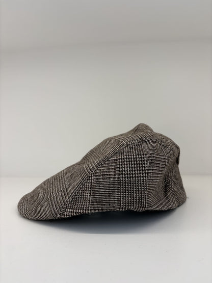 Coppola sorbino in poliestere fango