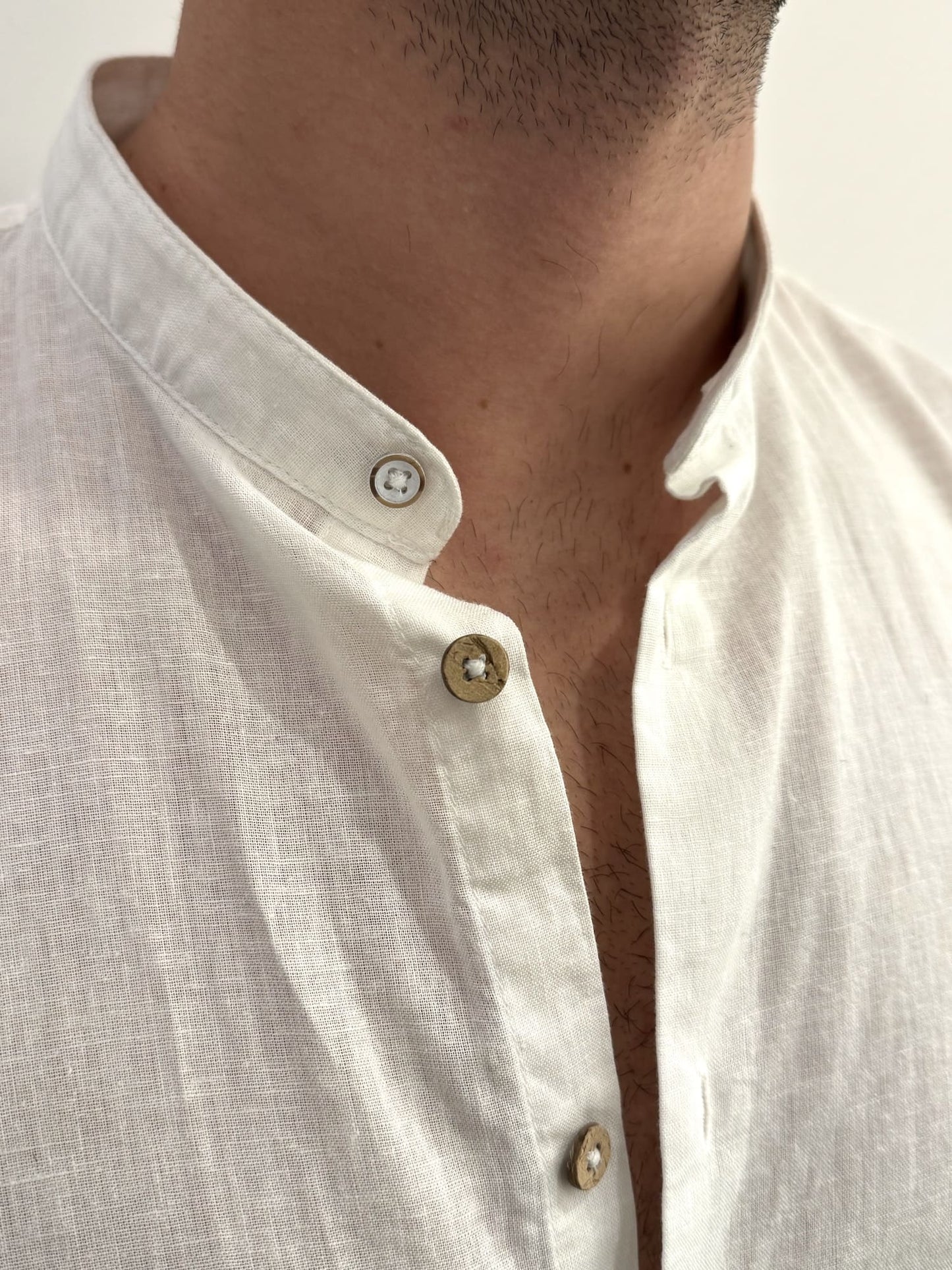 Camicia collo coreano in lino