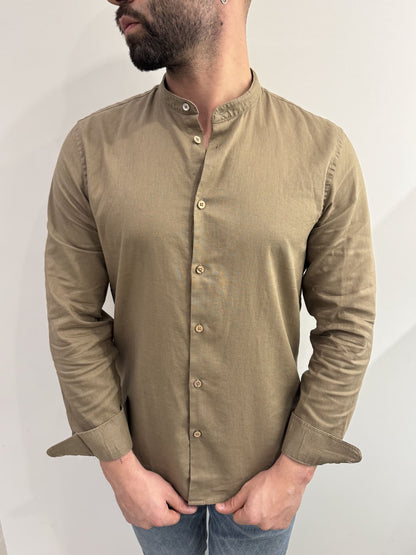 Camicia collo coreano in lino