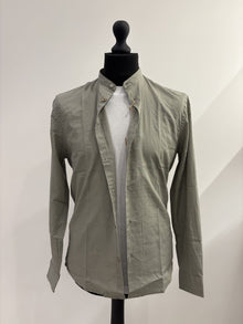 Camicia collo coreano in lino