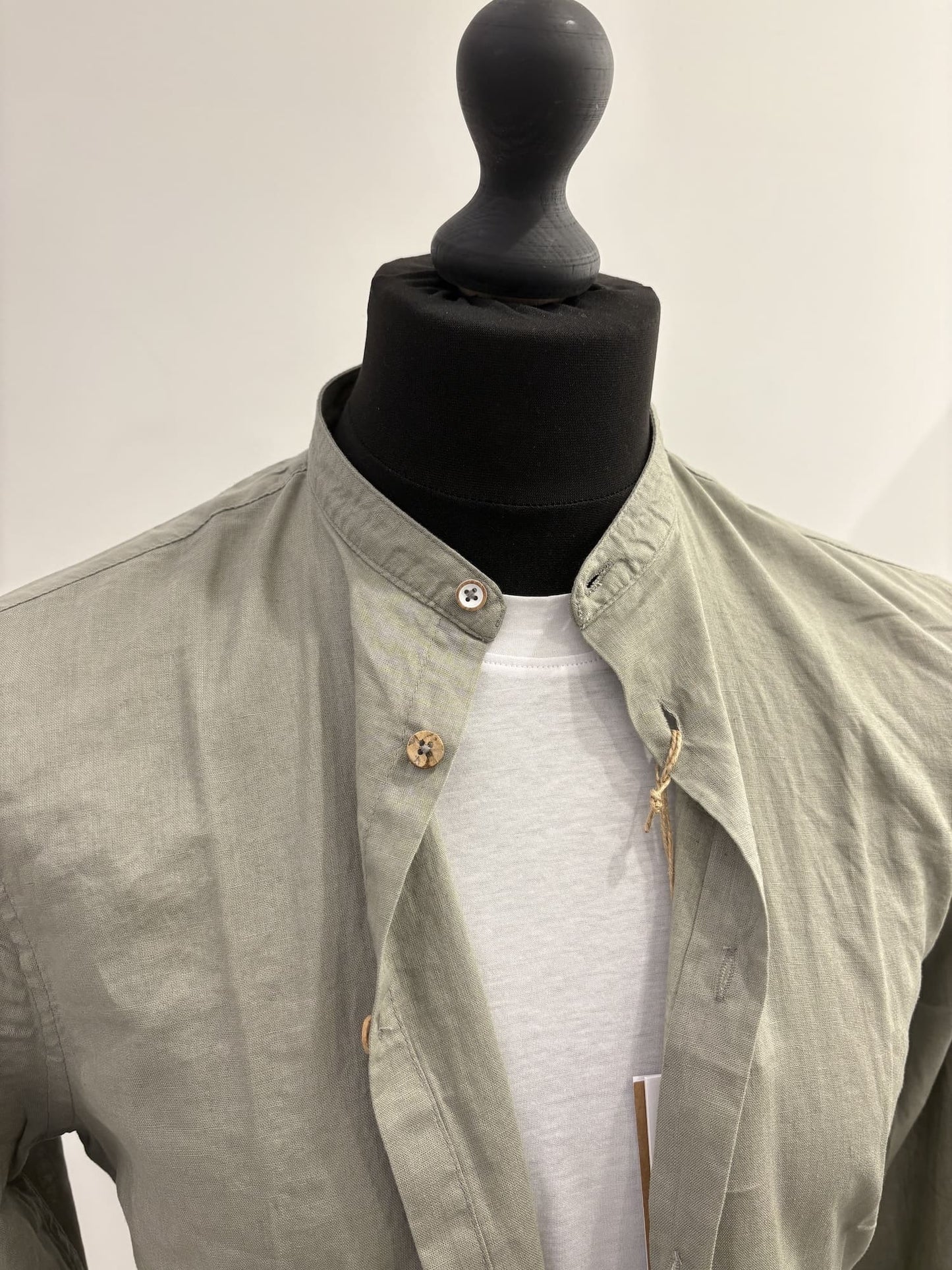 Camicia collo coreano in lino
