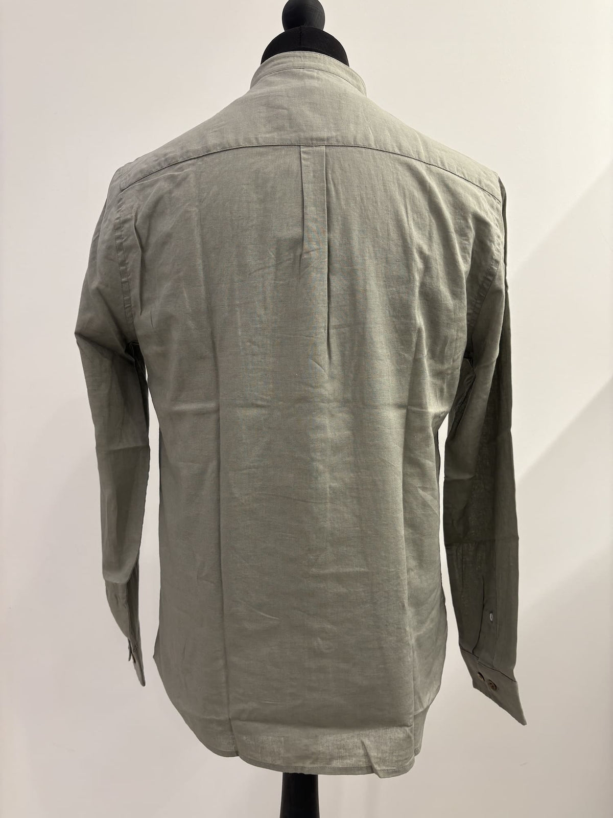 Camicia collo coreano in lino