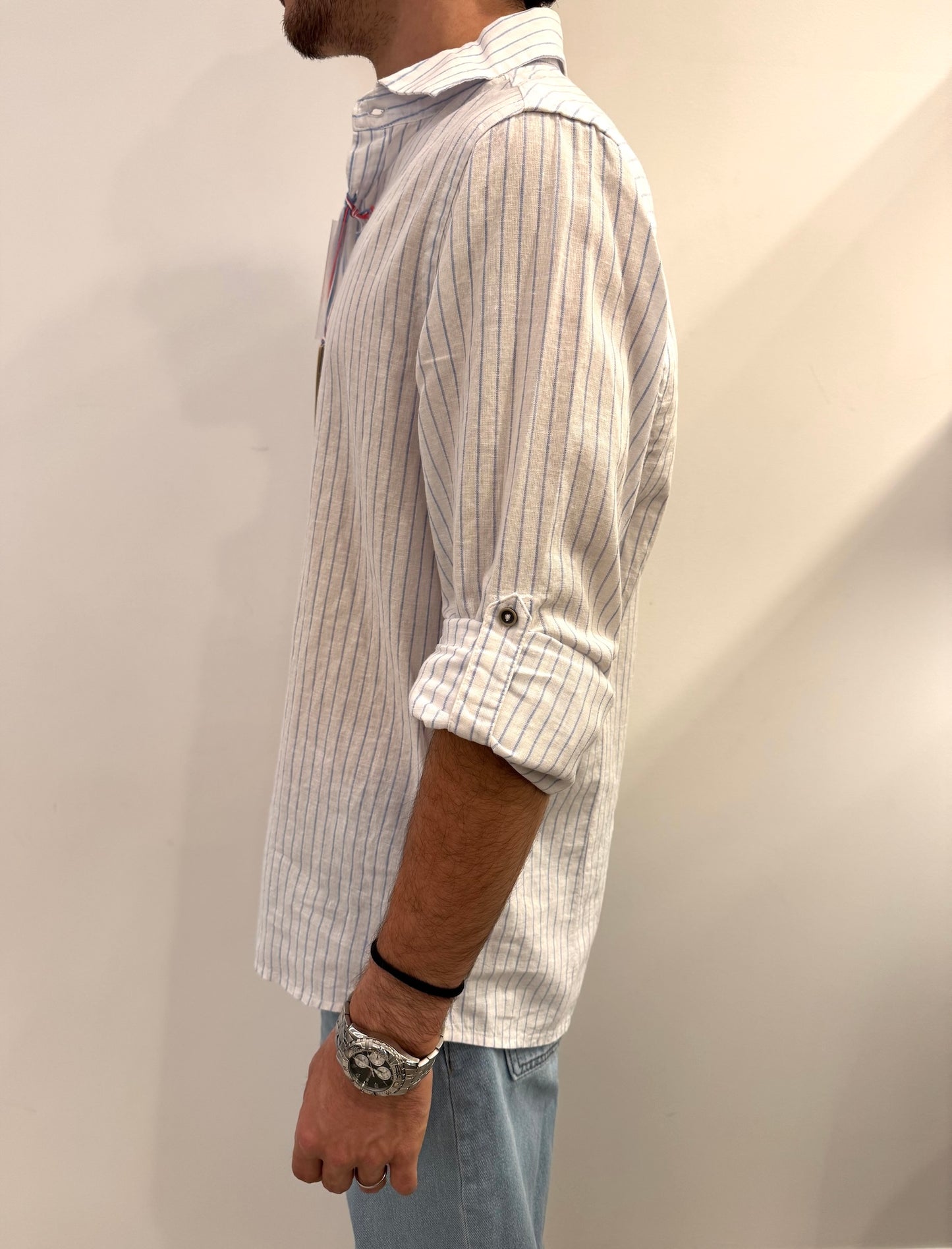 Camicia in misto line con fantasia a righe