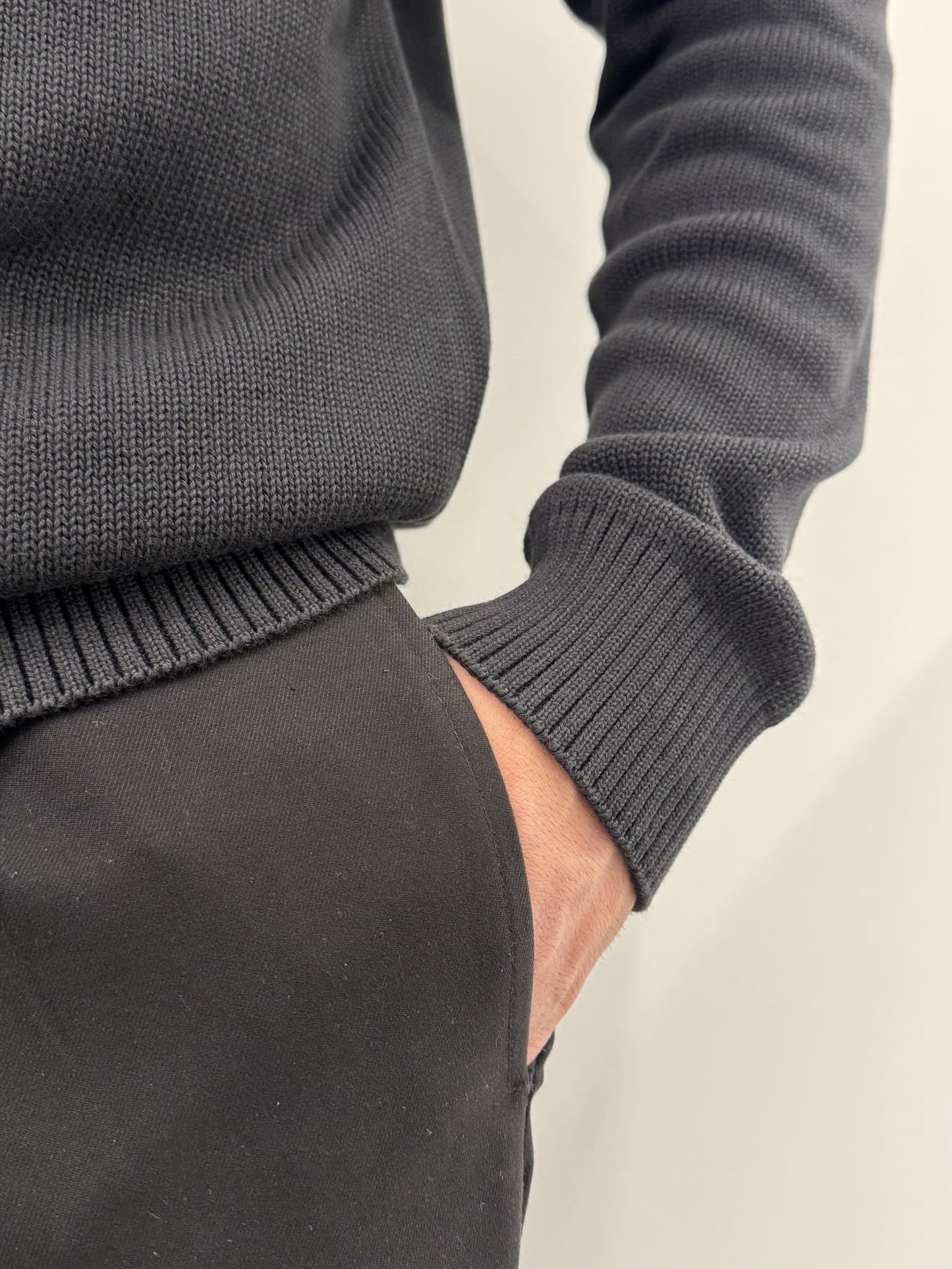 Pullover slim fit Black Tommy Jeans