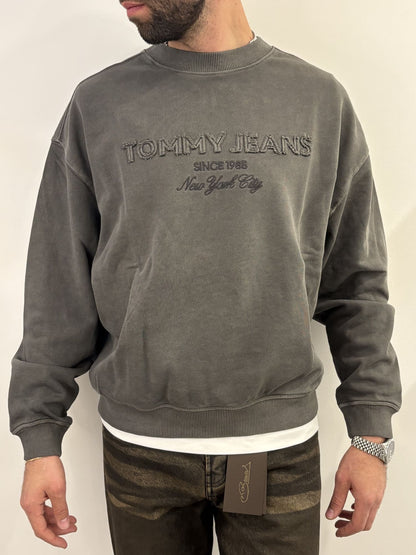 Felpa Tommy Jeans con scritta a rilievo