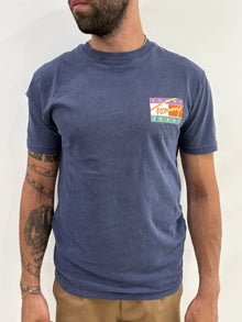 T-shirt Tommy Jeans con logo sul petto e sul retro