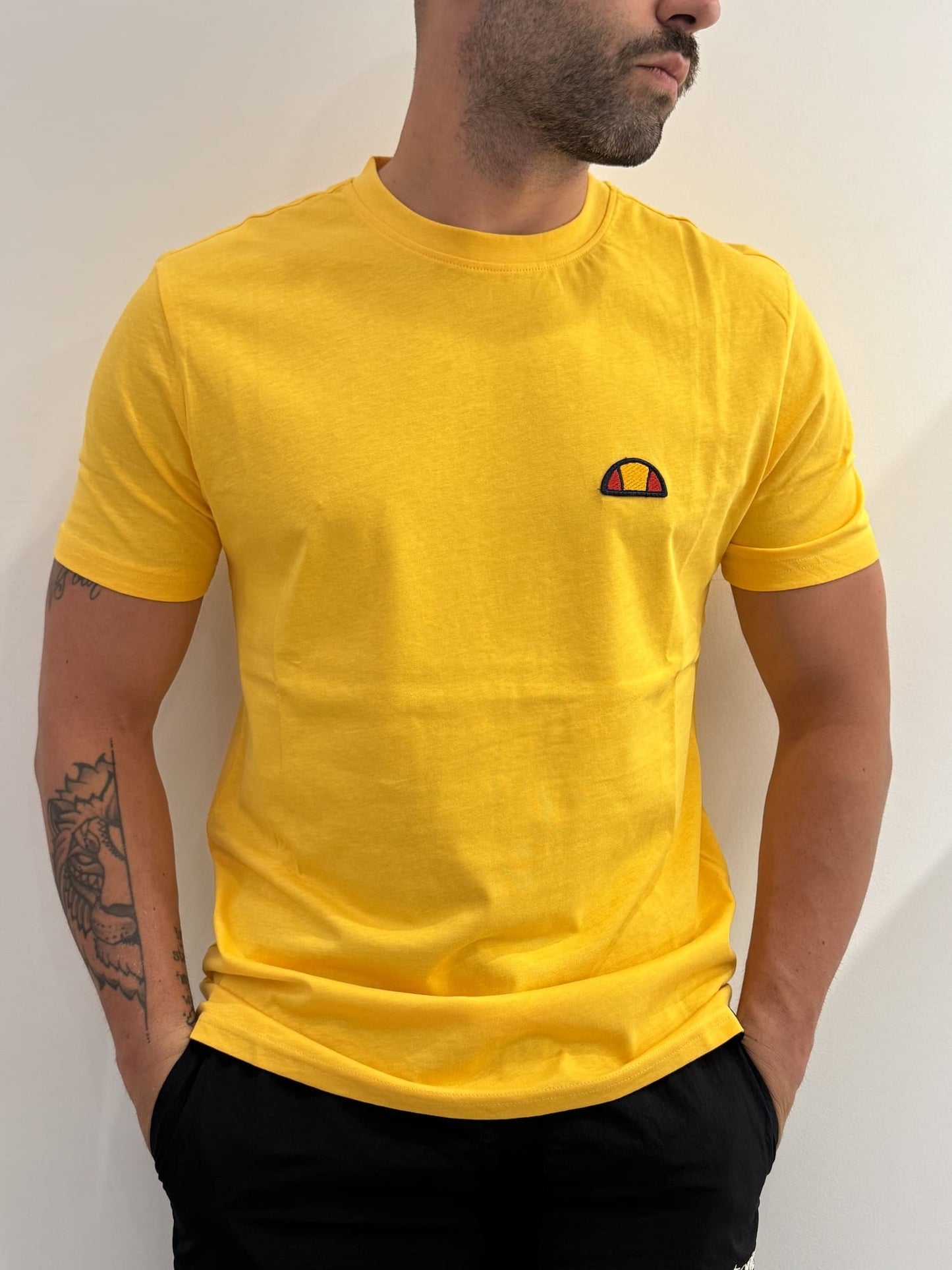 T-shirt Ellesse basic con mini logo
