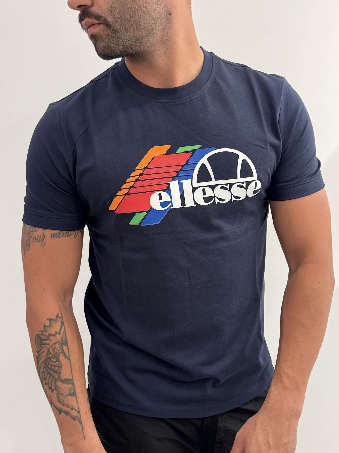 T-shirt Ellesse con logo sul retro