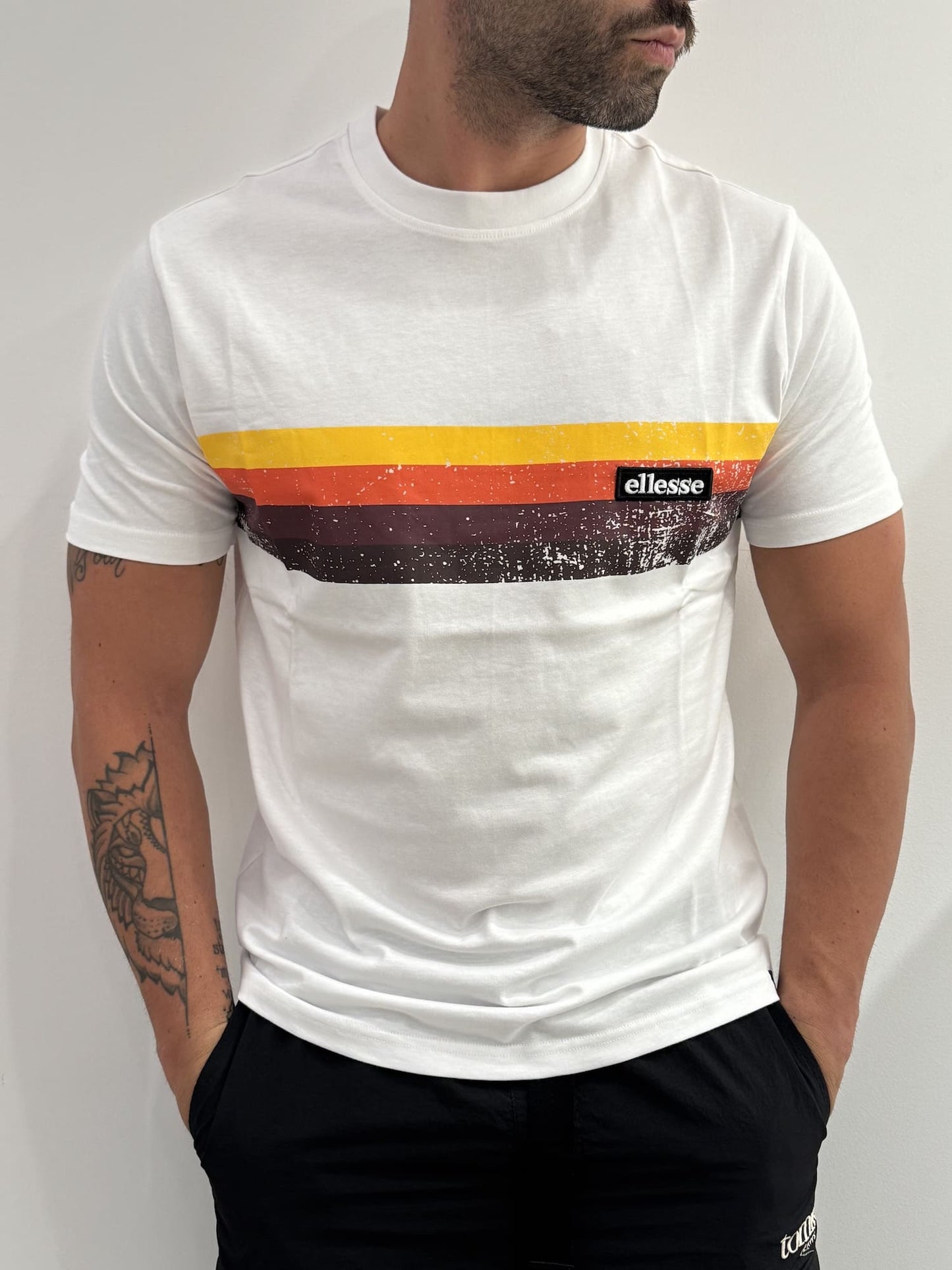 T-shirt Ellesse fasce vintage