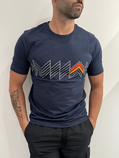 T-shirt Ellesse con disegno geometrico