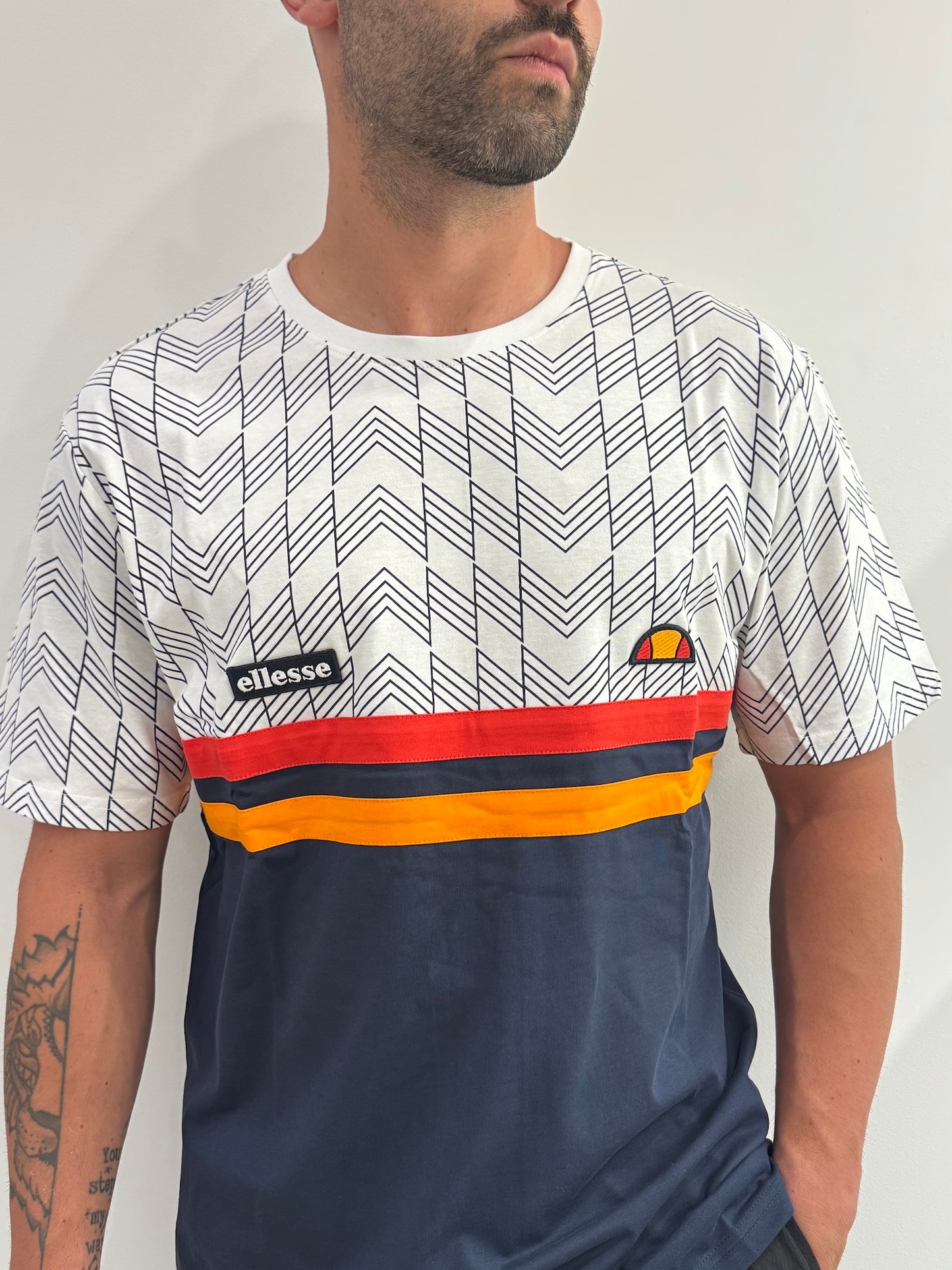 T-shirt Ellesse  a fantasia
