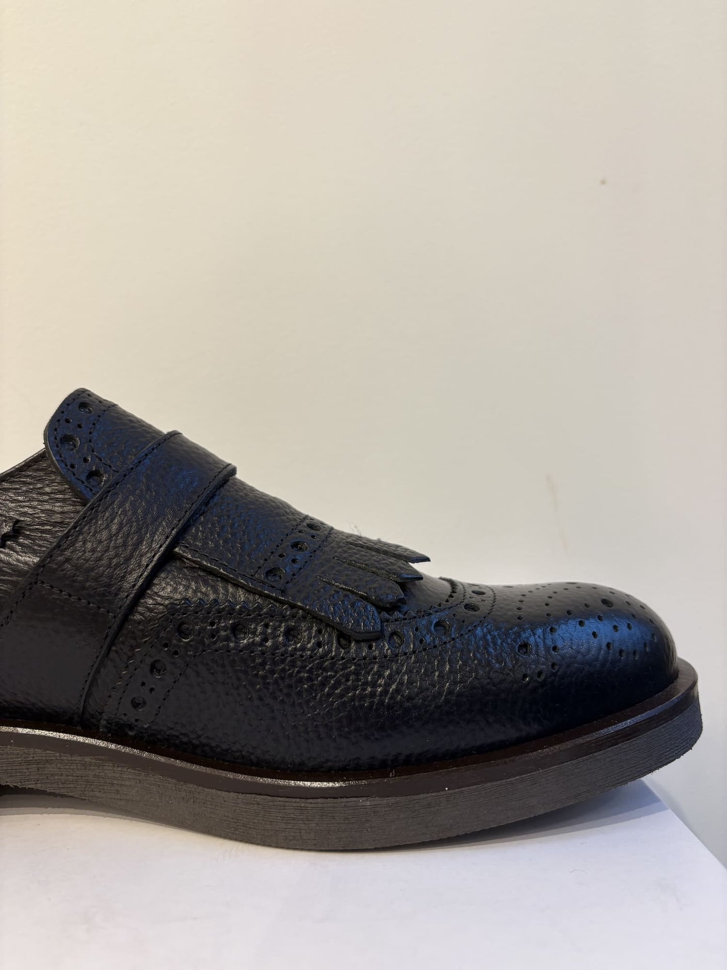 Mocassino con frangia e punta inglese