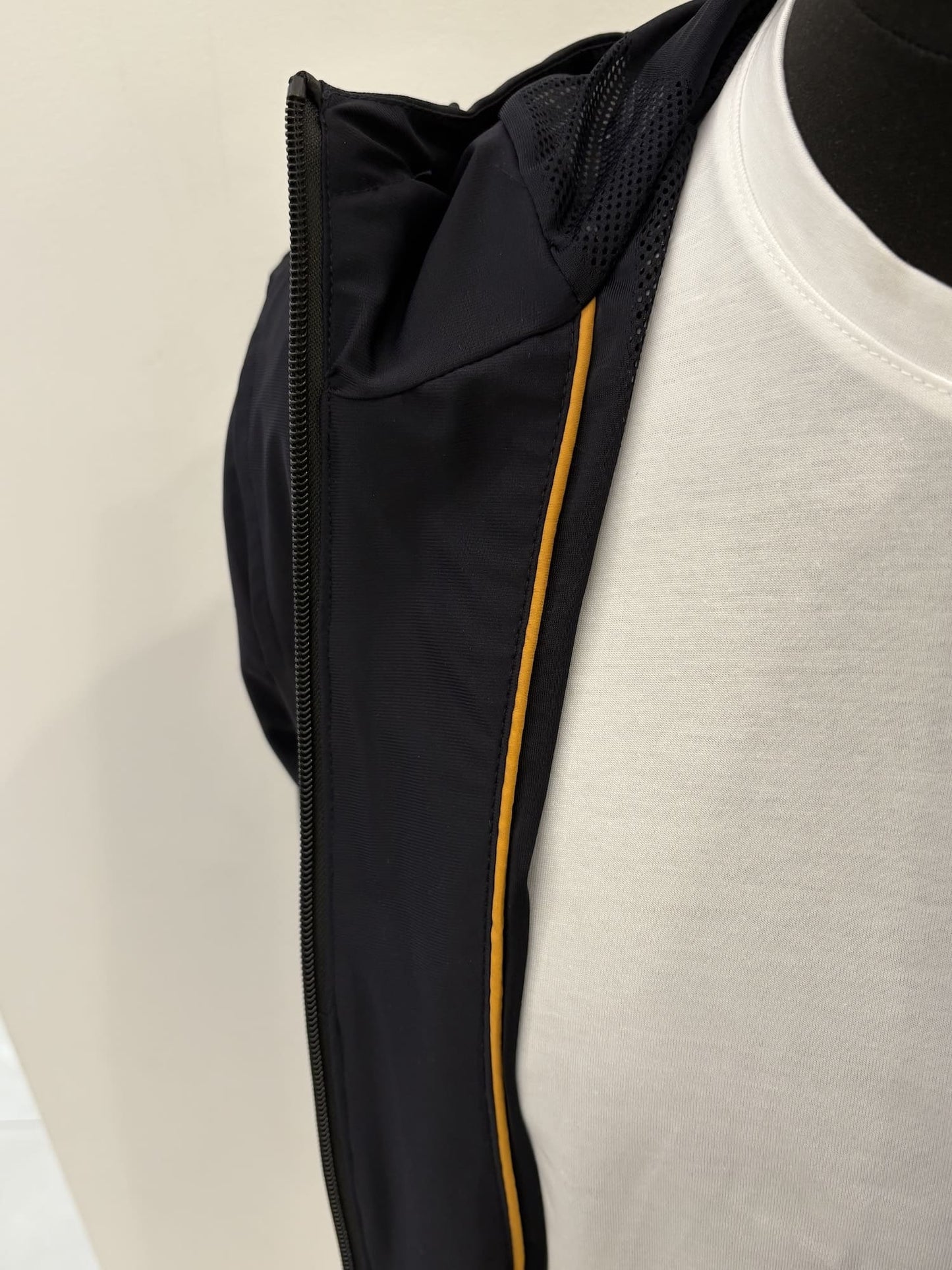 Giubbotto Hamaki-Ho leggero con cap.