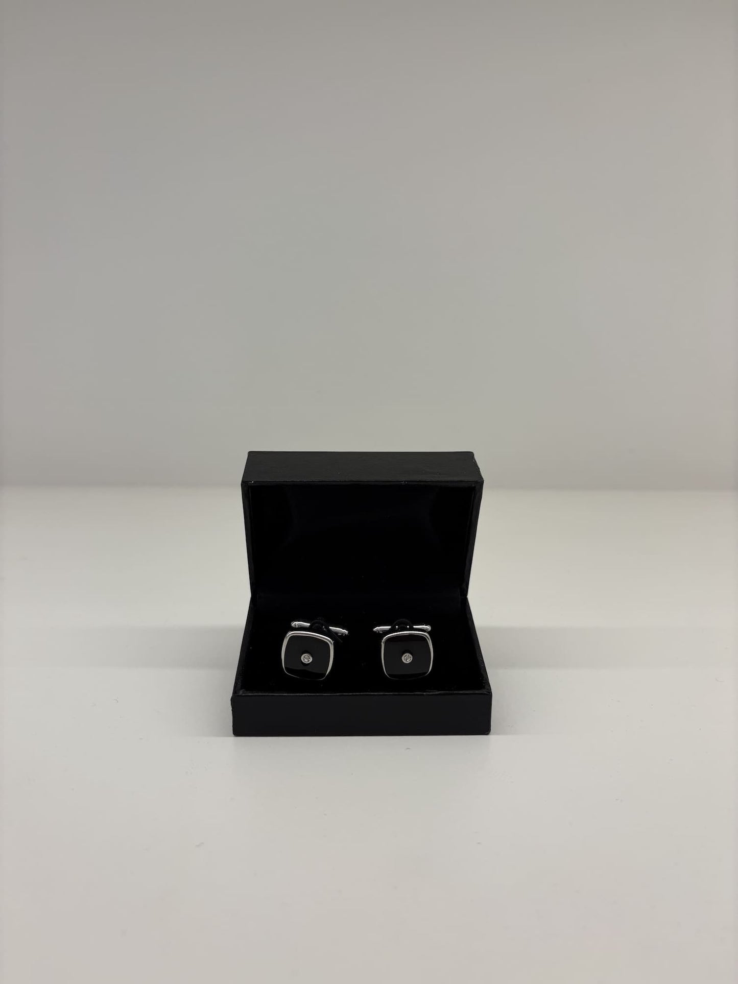 Gemello argento e nero