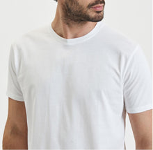 Maglietta bianca di Gianni lupo