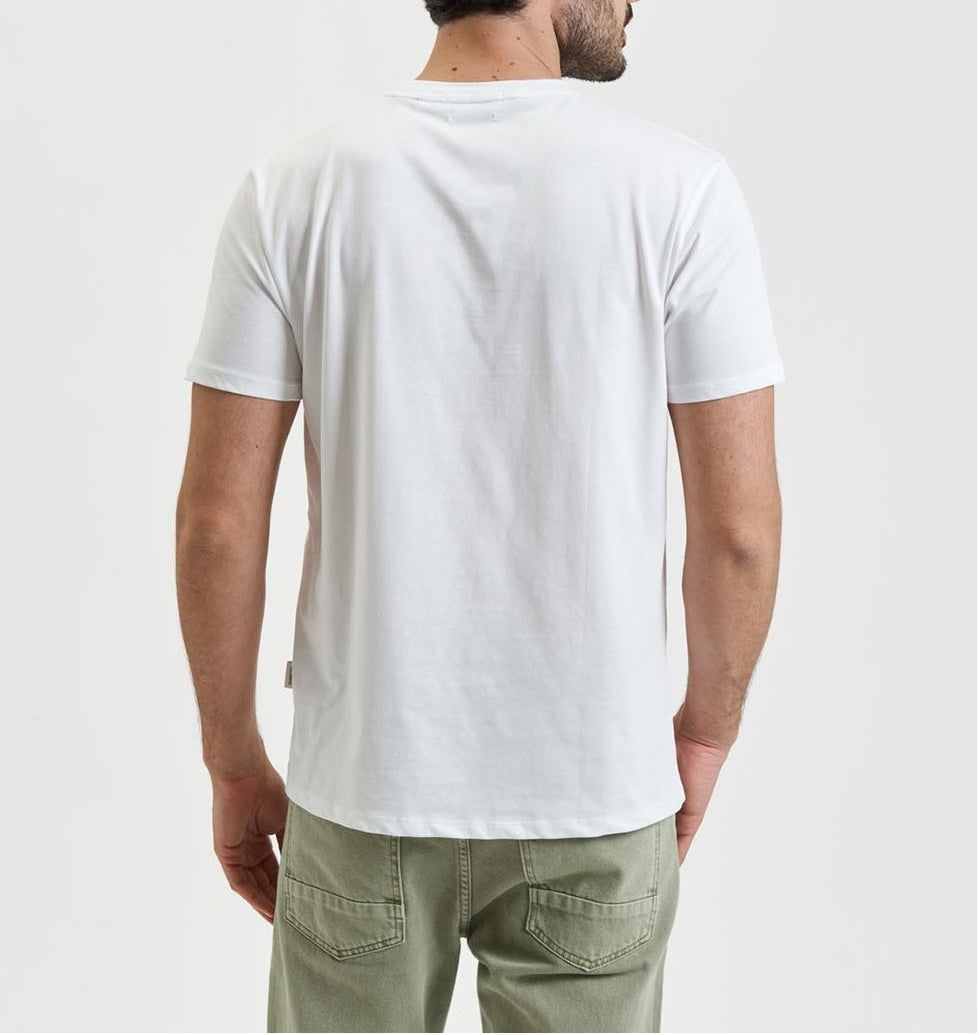 Maglietta bianca di Gianni lupo