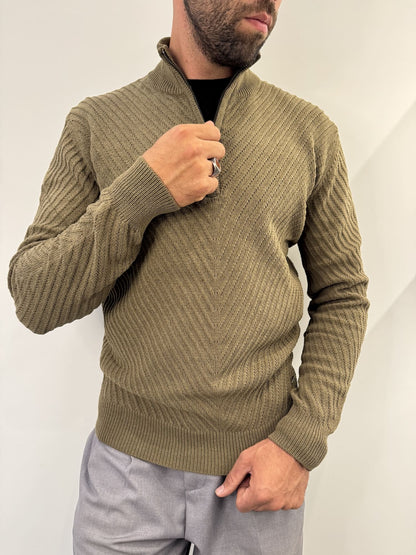 Maglione in ciniglia mezza zip tramato