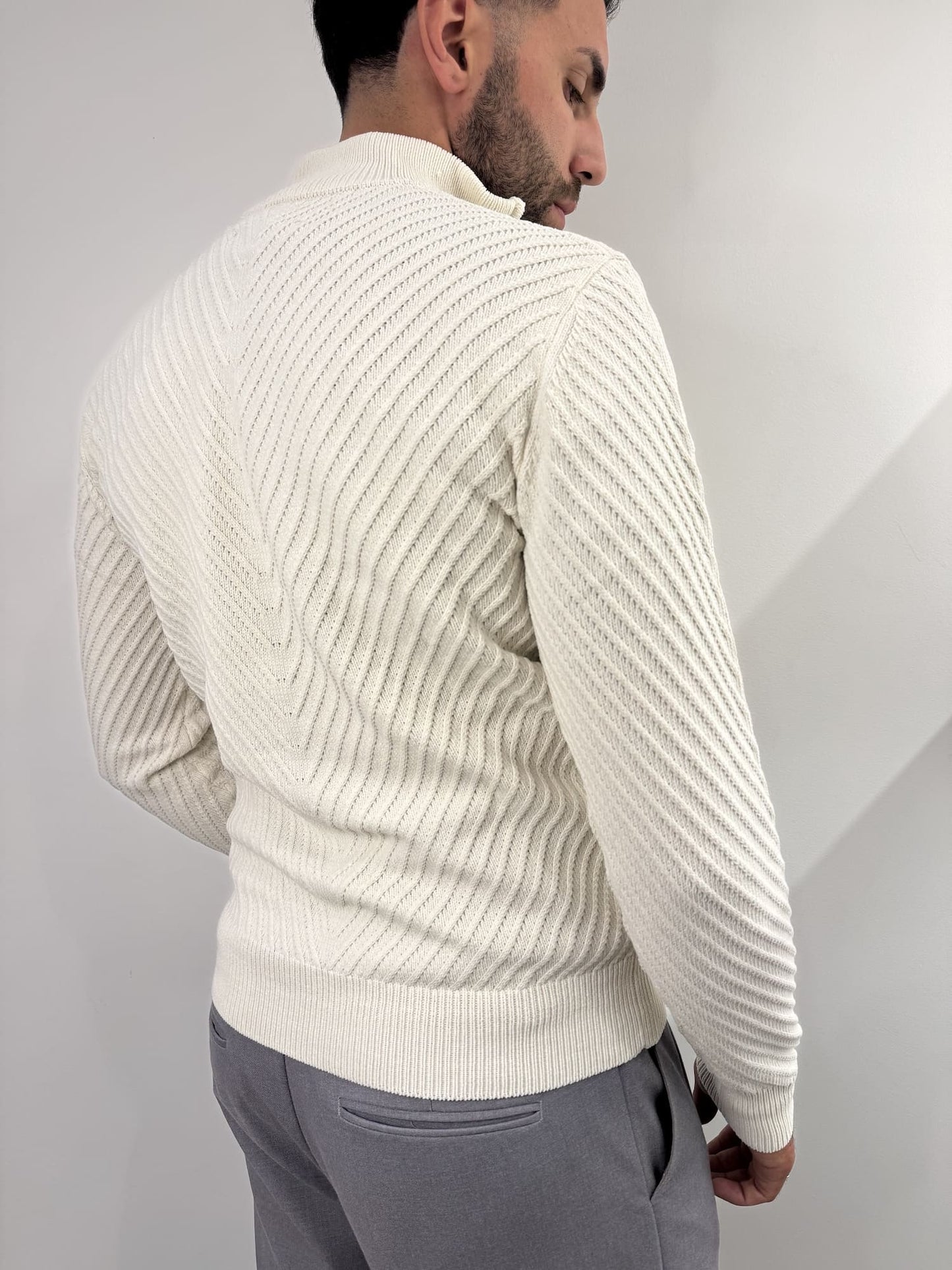 Maglione in ciniglia mezza zip tramato