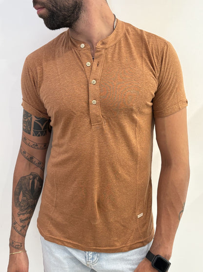 Polo maniche corte con collo alla coreana in lino