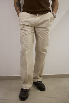 Pantaloni wide leg con doppia pinces