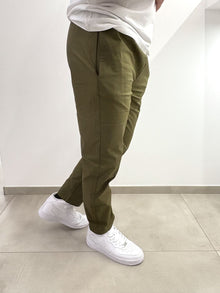 Pantaloni con laccio wide leg con stiro in piega