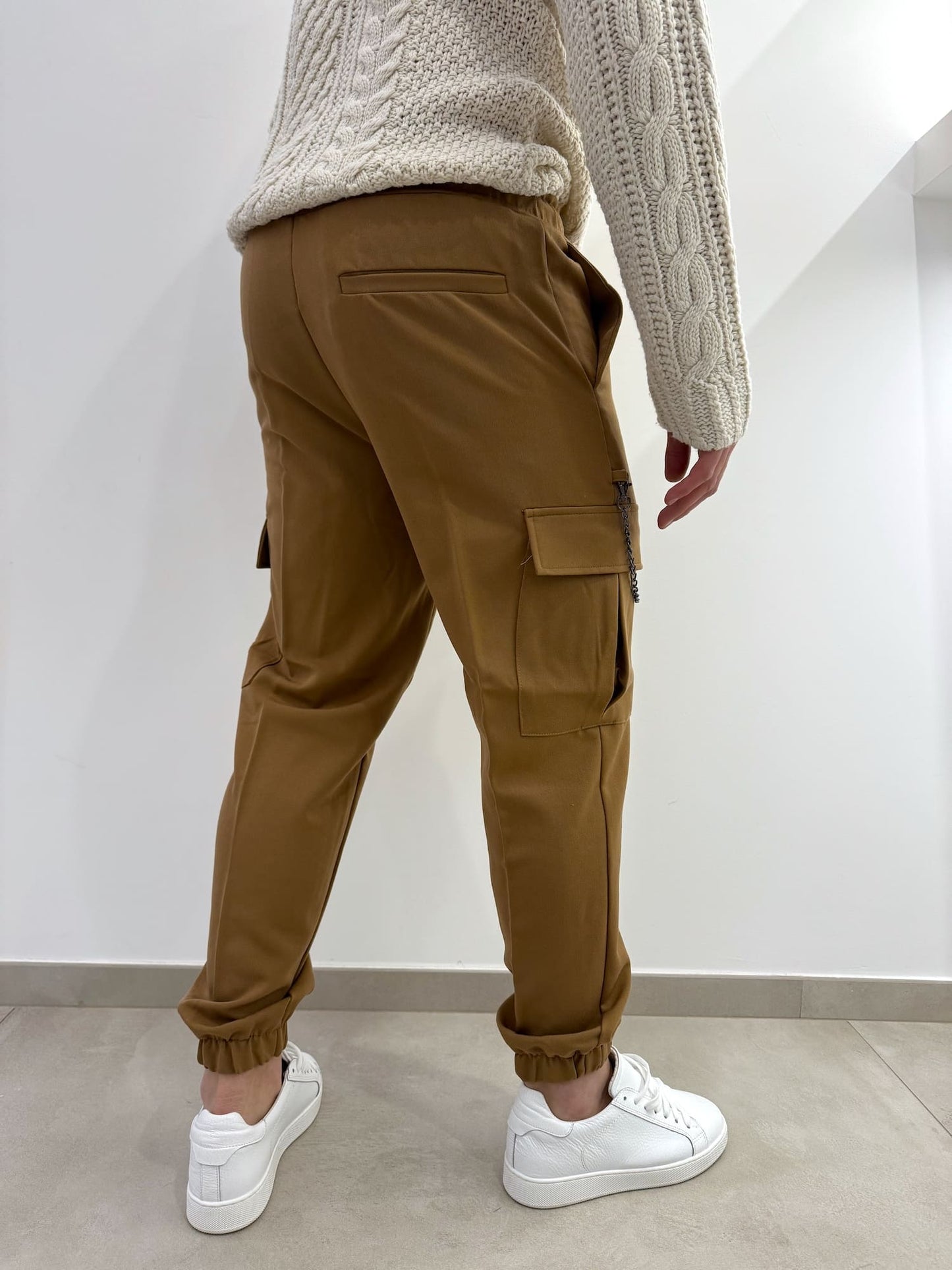 Pantalaccio cargo con molla