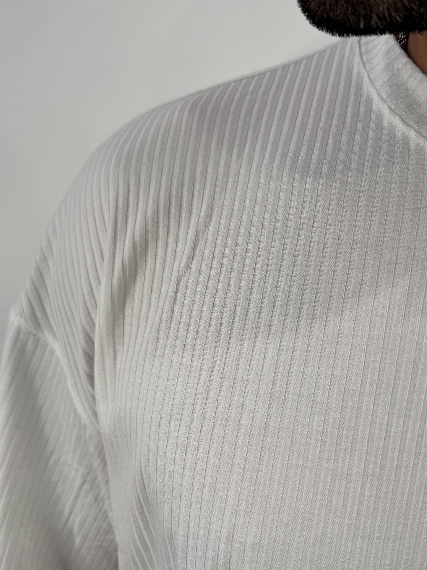 T-shirt basic elasticizzata a coste