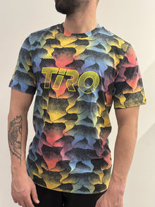 T-shirt Adidas con fantasia