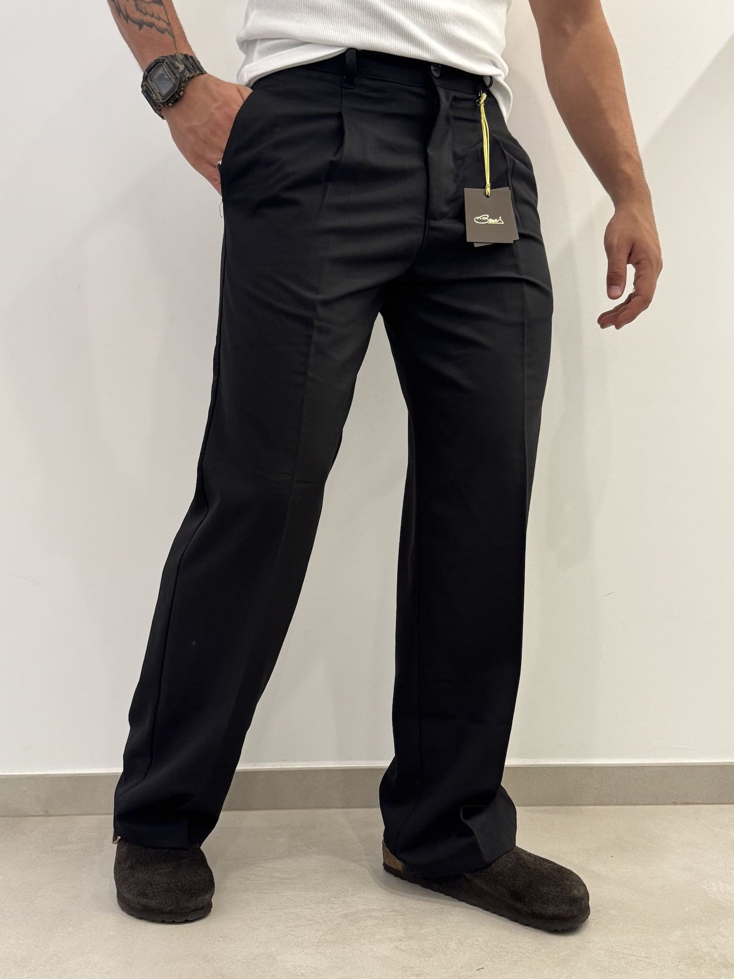 Pantalone tailored fit baggy in tessuto leggero