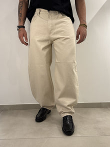 Jeans Balloon Fit Beige blacksvnday