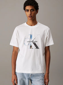 T-shirt con stampa fotografica e monogramma