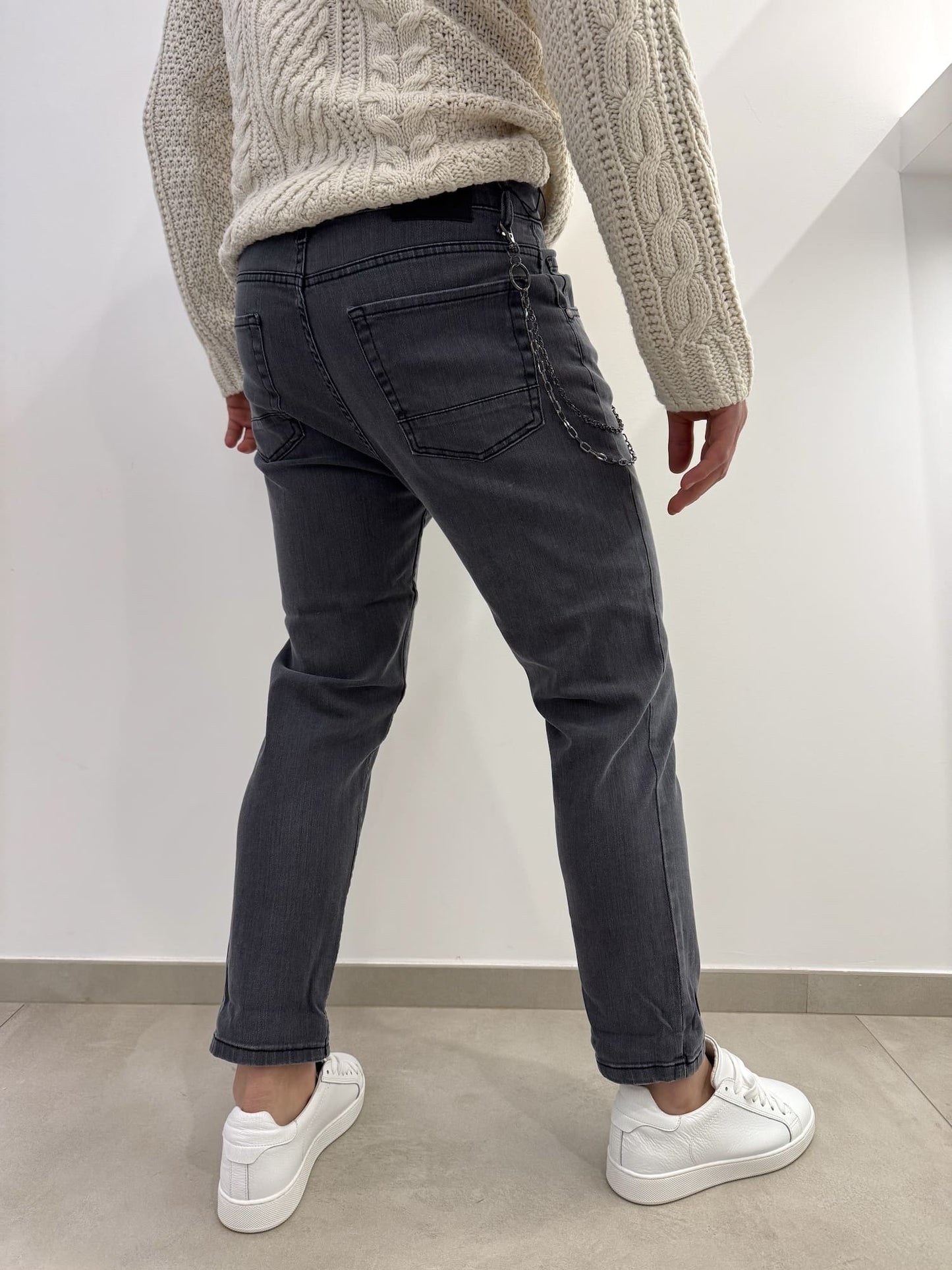 Jeans basic Grigio
