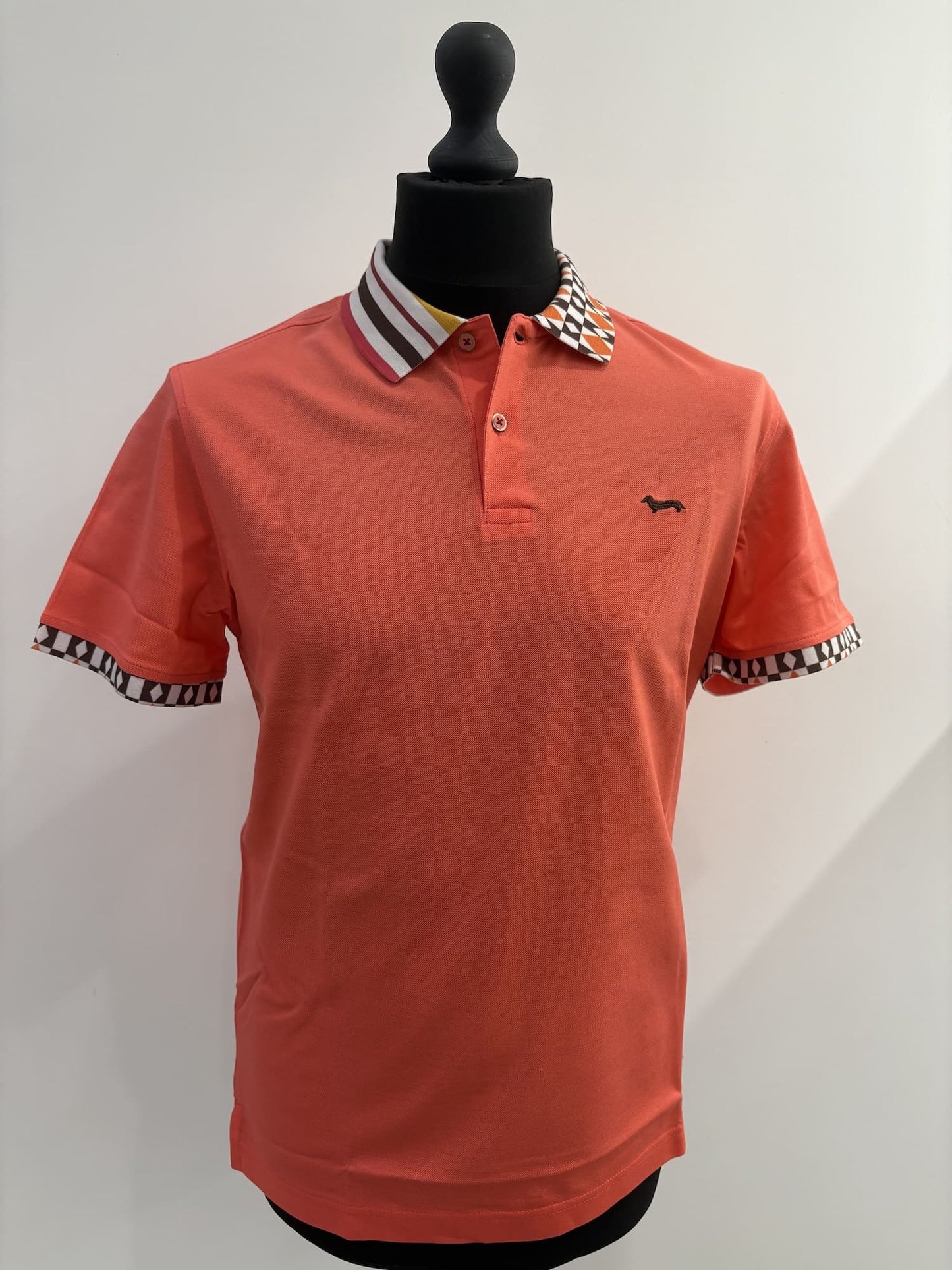 Polo Harmont&Blaine con fantasia sul collo e maniche