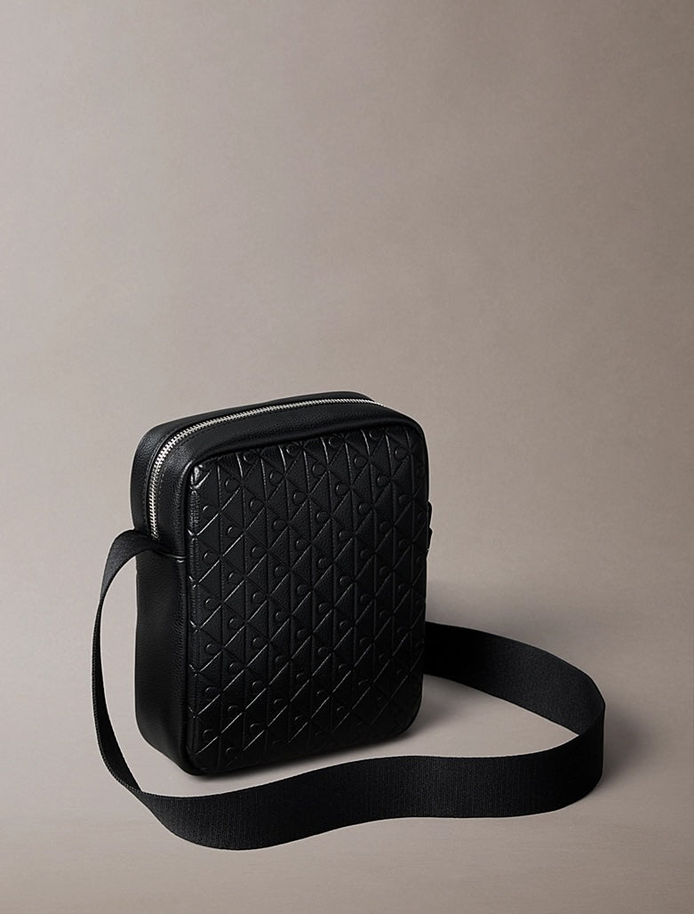 Borsa reporter con monogramma stampato all over