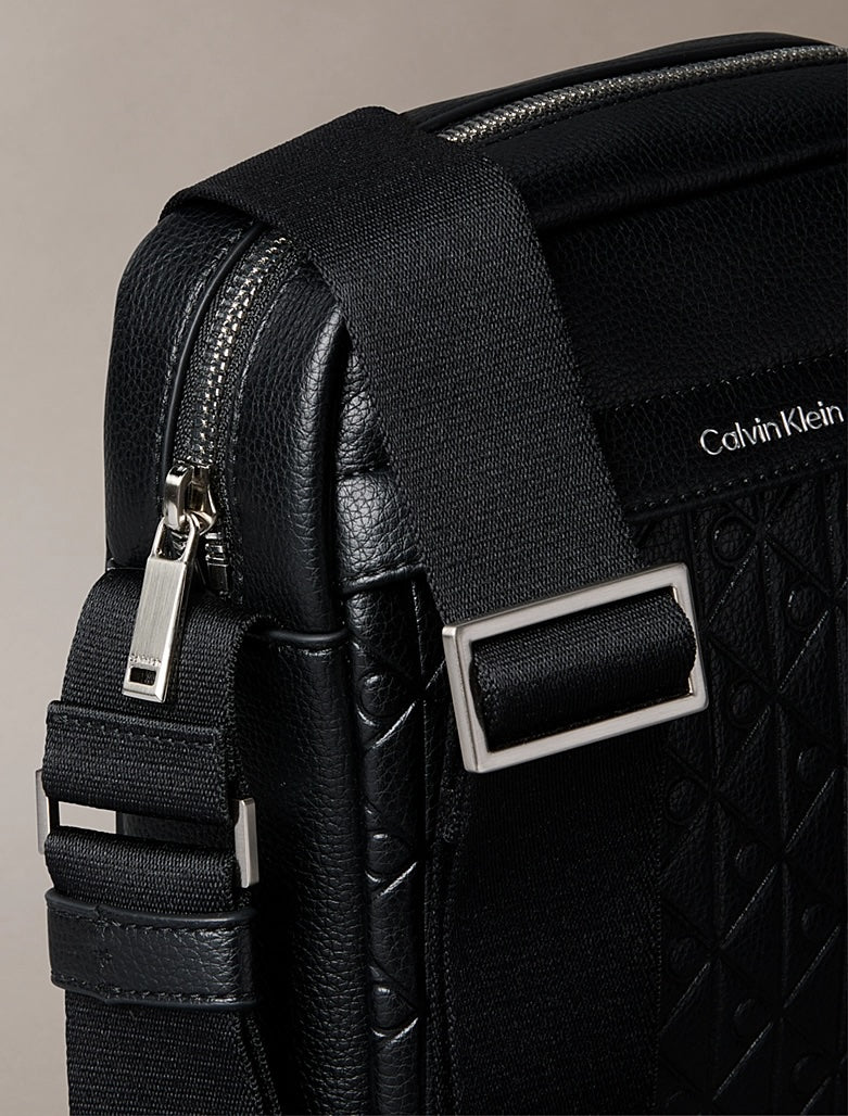 Borsa reporter con monogramma stampato all over
