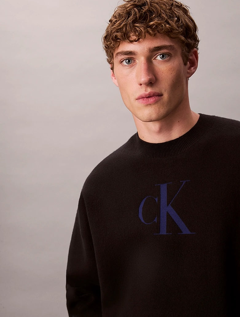 Maglione con logo monogramma con emblema in misto cotone taglio relaxed