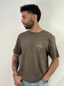 T-shirt con logo ricamato Calvin Klein