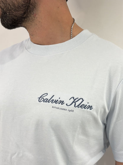 T-shirt con logo ricamato Calvin Klein