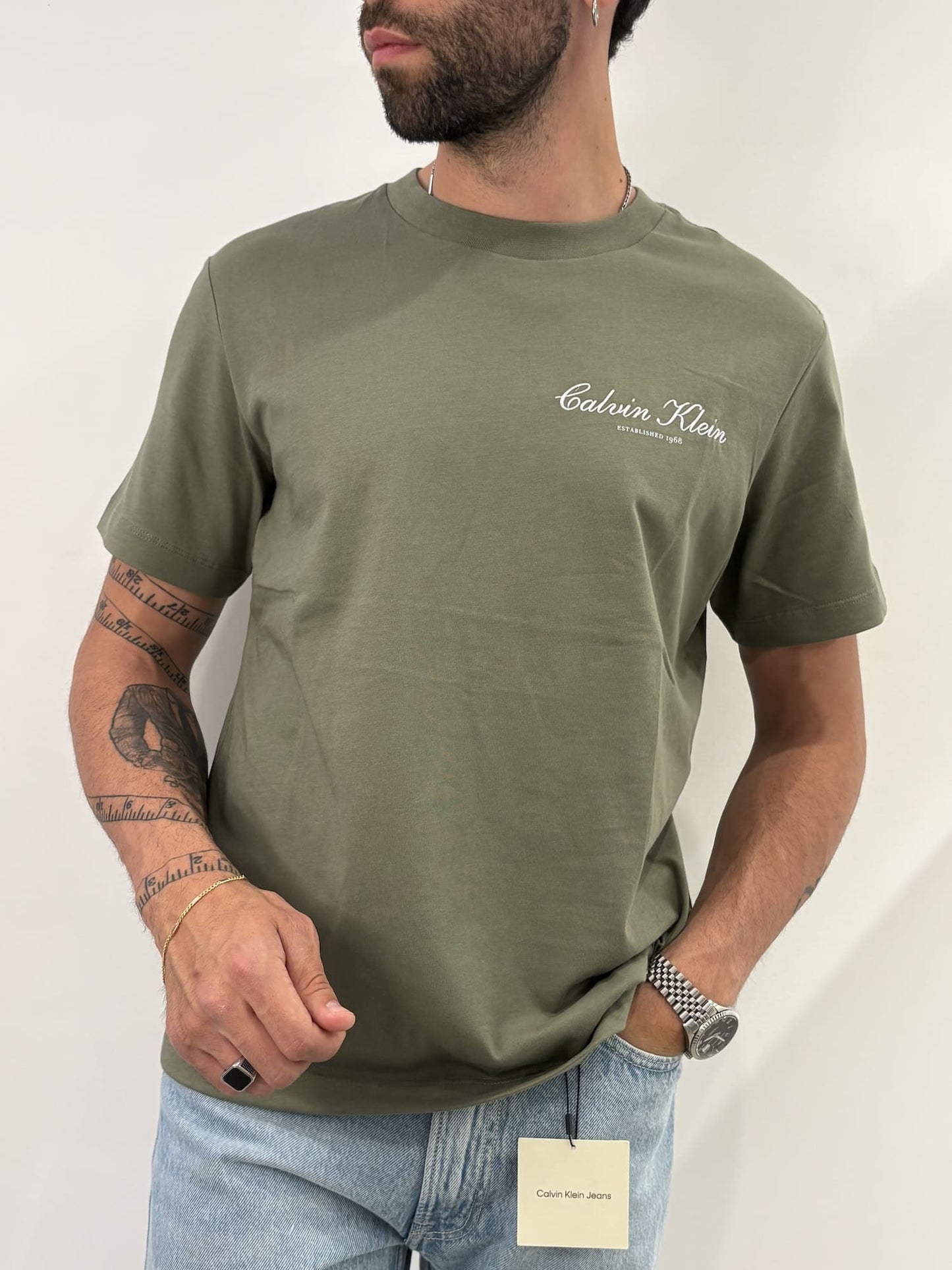 T-shirt con logo ricamato Calvin Klein Deep Lichen Green