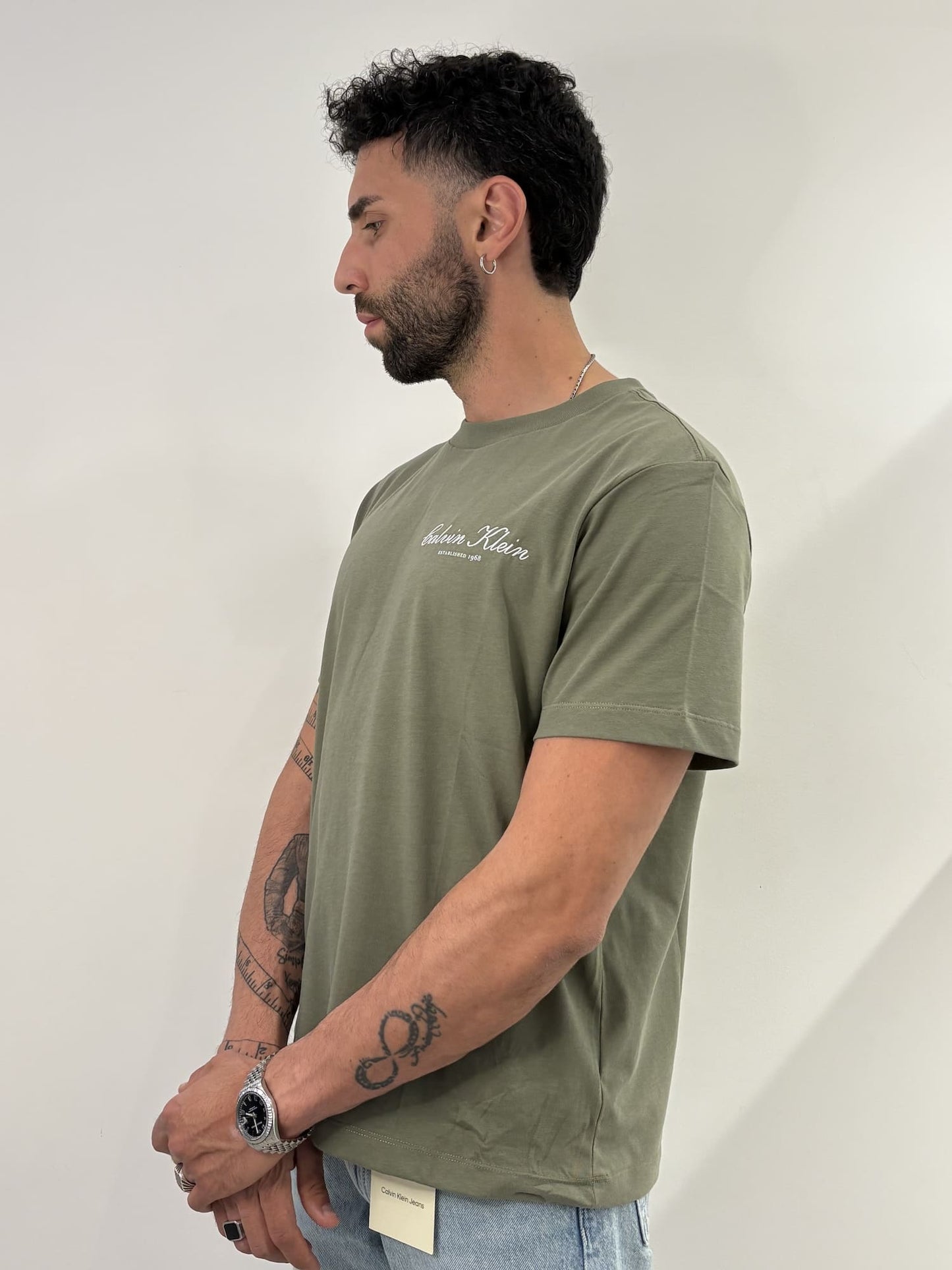 T-shirt con logo ricamato Calvin Klein Deep Lichen Green