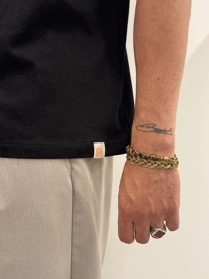 T-shirt over basic nero