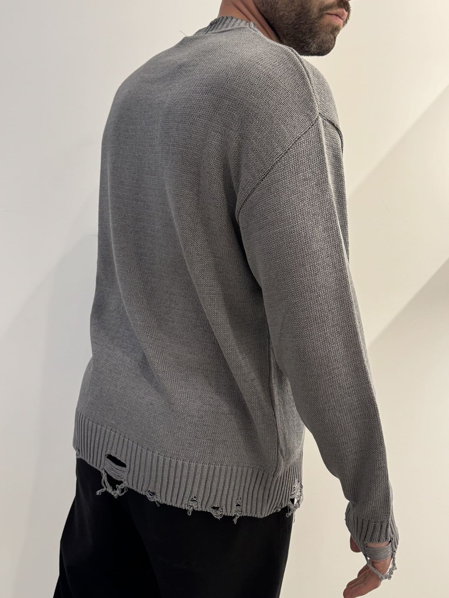 Maglia con strappi